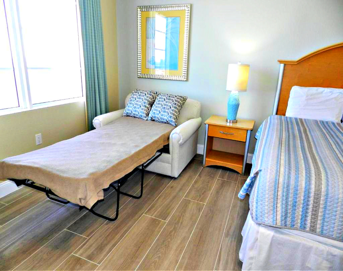 Spacious oceanview Master Bedroom